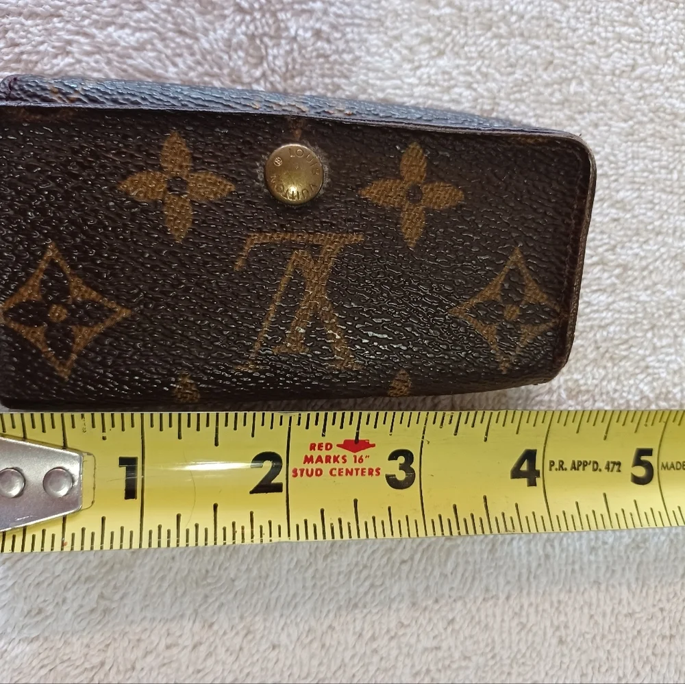Louis Vuitton Brown Damier Leather Key Holder 🔑 GUD